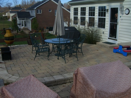 walls_patios_055 (93K)