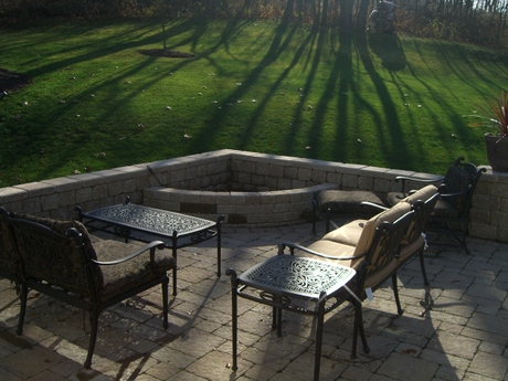 walls_patios_060 (92K)